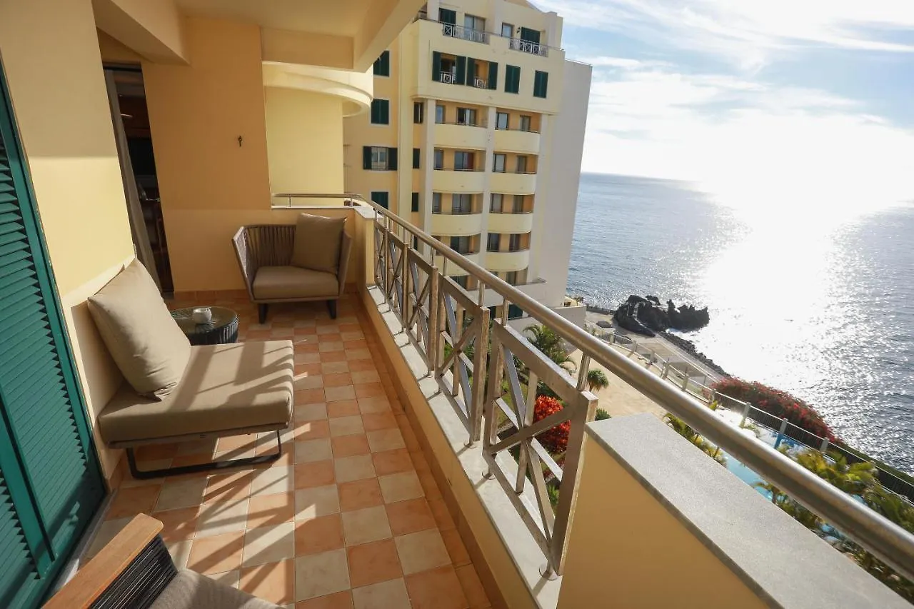 Marvelous Ocean View Apartment Funchal